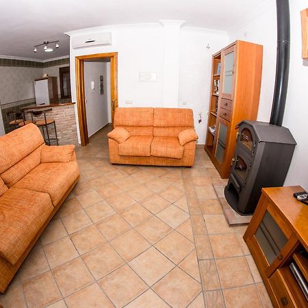 Apartamento Los Arcos อะโลรา ภายนอก รูปภาพ